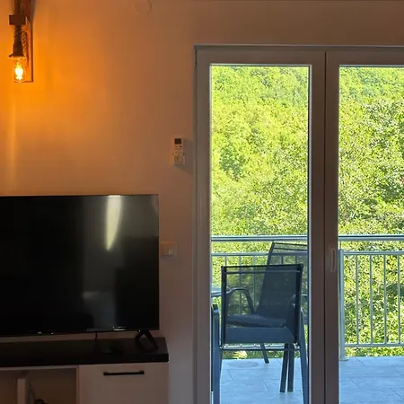 펜션 Vikendica Casa Polje-Bijela