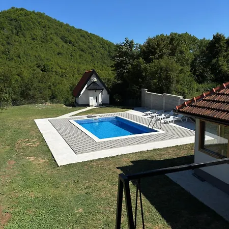 Vikendica Casa 펜션